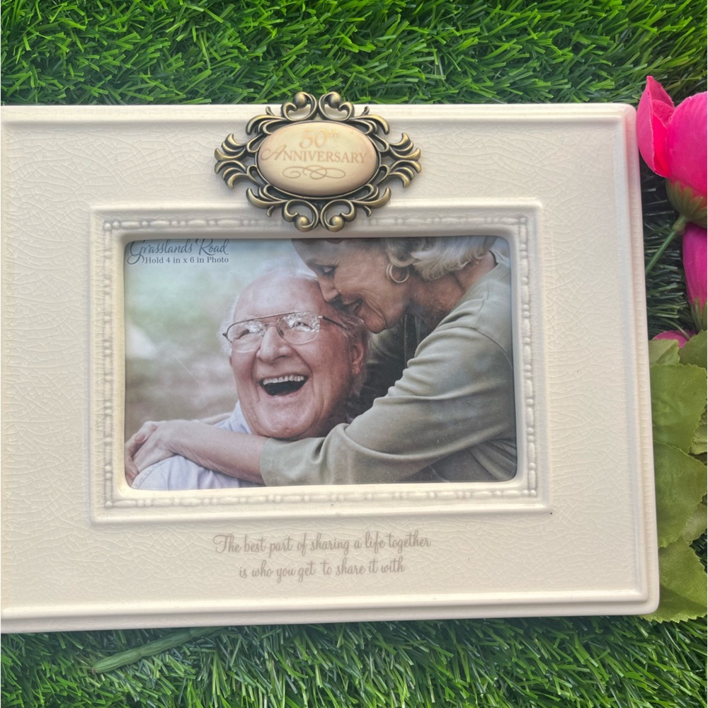 50TH ANNIVERSARY FRAME 4 by 6 PHOTO OPENING WHITE UNUSED QUOTE